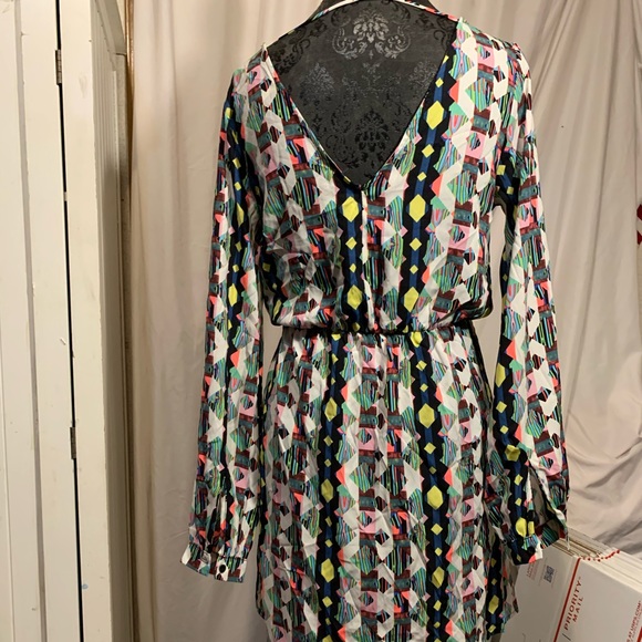 Multi colored short SAGE dress - Picture 3 of 9